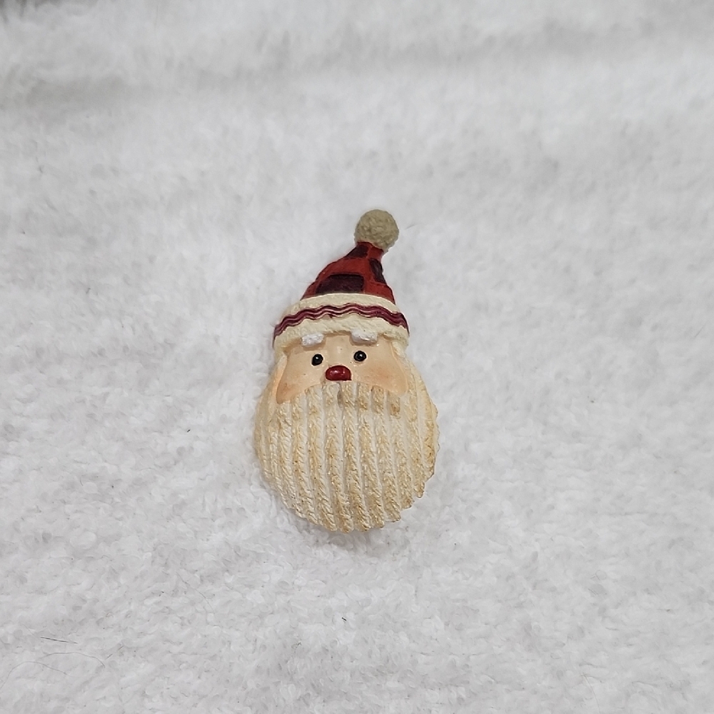 SANTA CLAUS BROOCH PIN